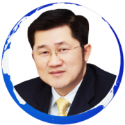 Chairman CSR Universal Tran-Hoang